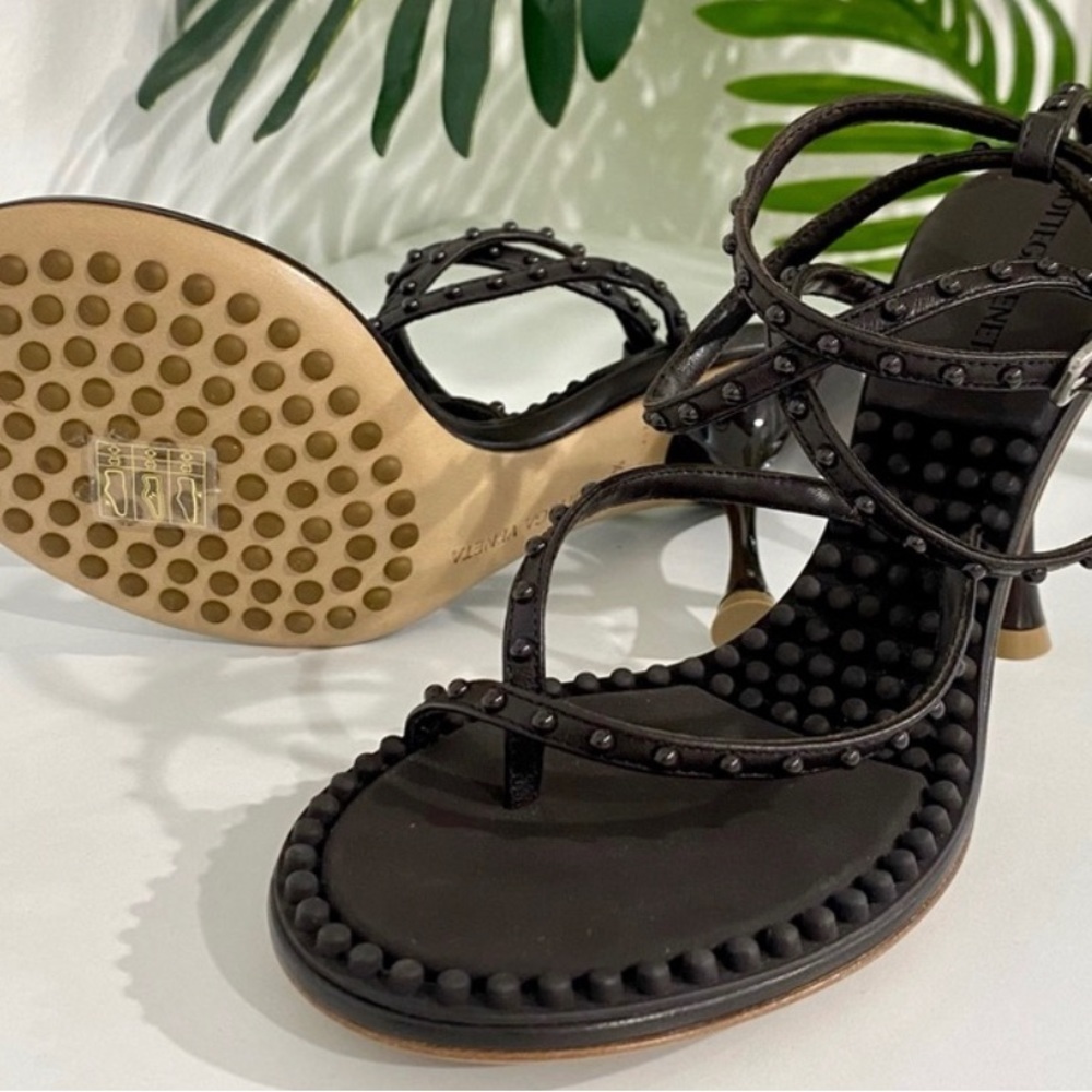 NEW Authentic Bottega Veneta Ball Stud Sandals size 36